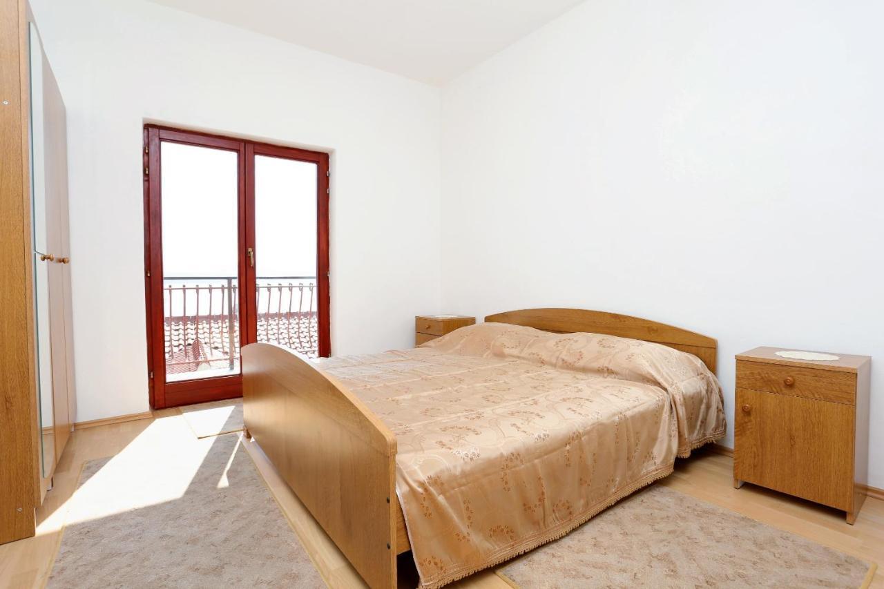 Apartments With A Parking Space Lokva Rogoznica, Omis - 10358 Exterior foto