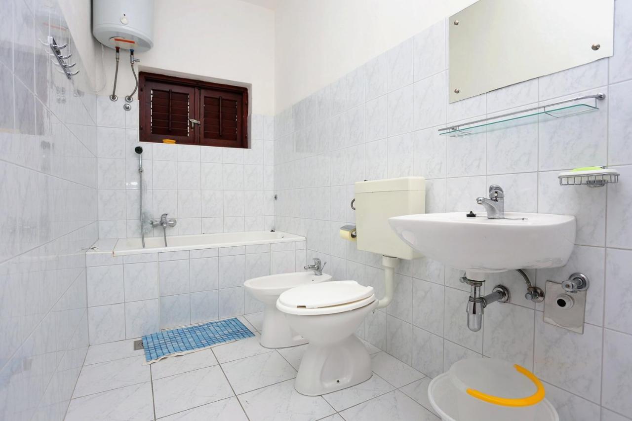 Apartments With A Parking Space Lokva Rogoznica, Omis - 10358 Exterior foto
